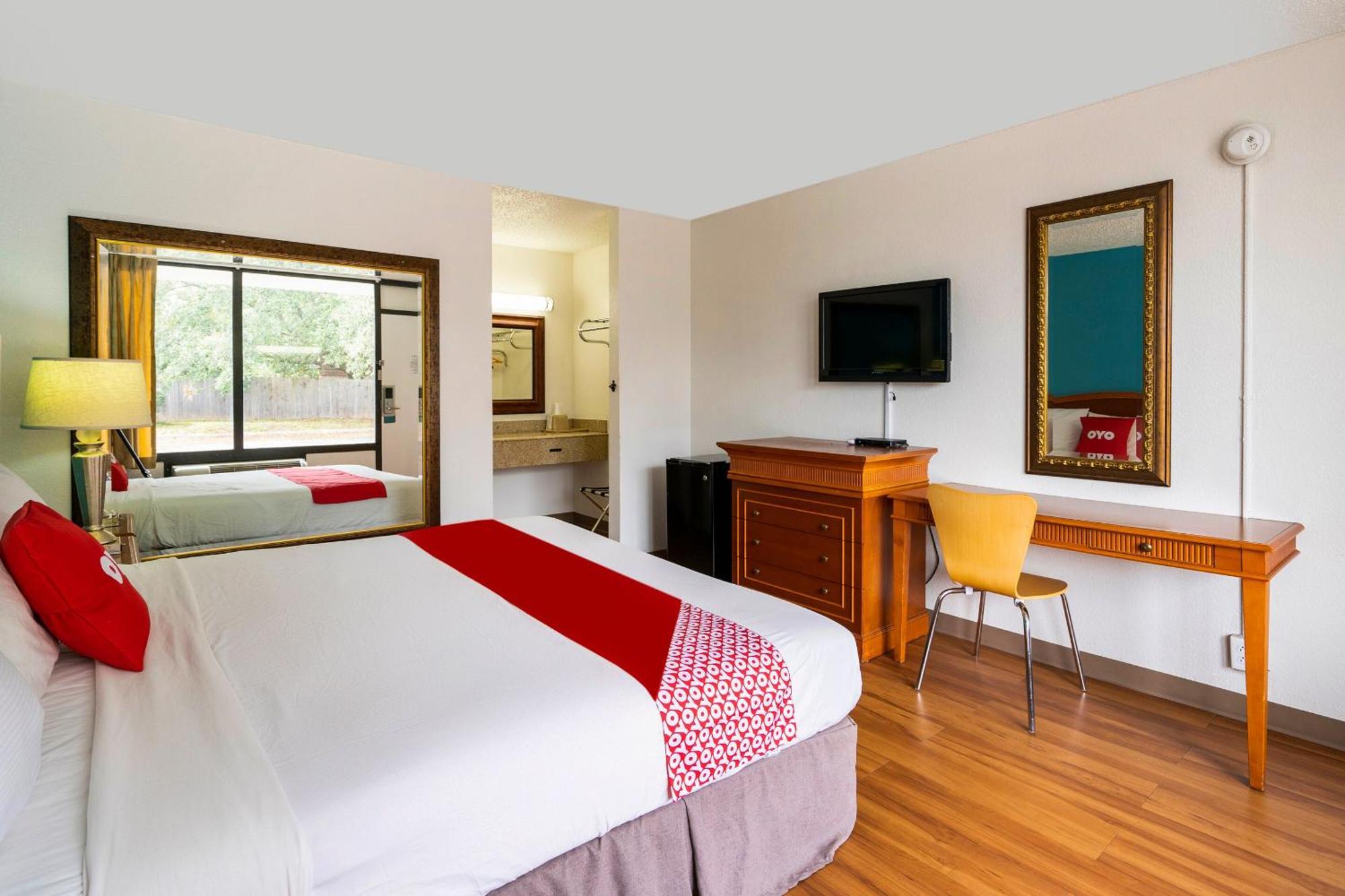 Oyo Hotel Bossier City La - Red River Exterior foto